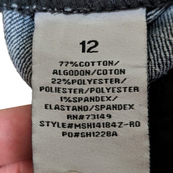 one sore dark wash super soft denim shorts - Picture 4 of 4